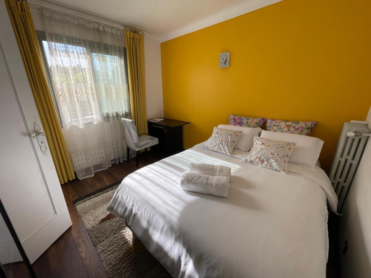 Charming Ac 2-bedroom Center Family, Couples Friendly Leilighet
