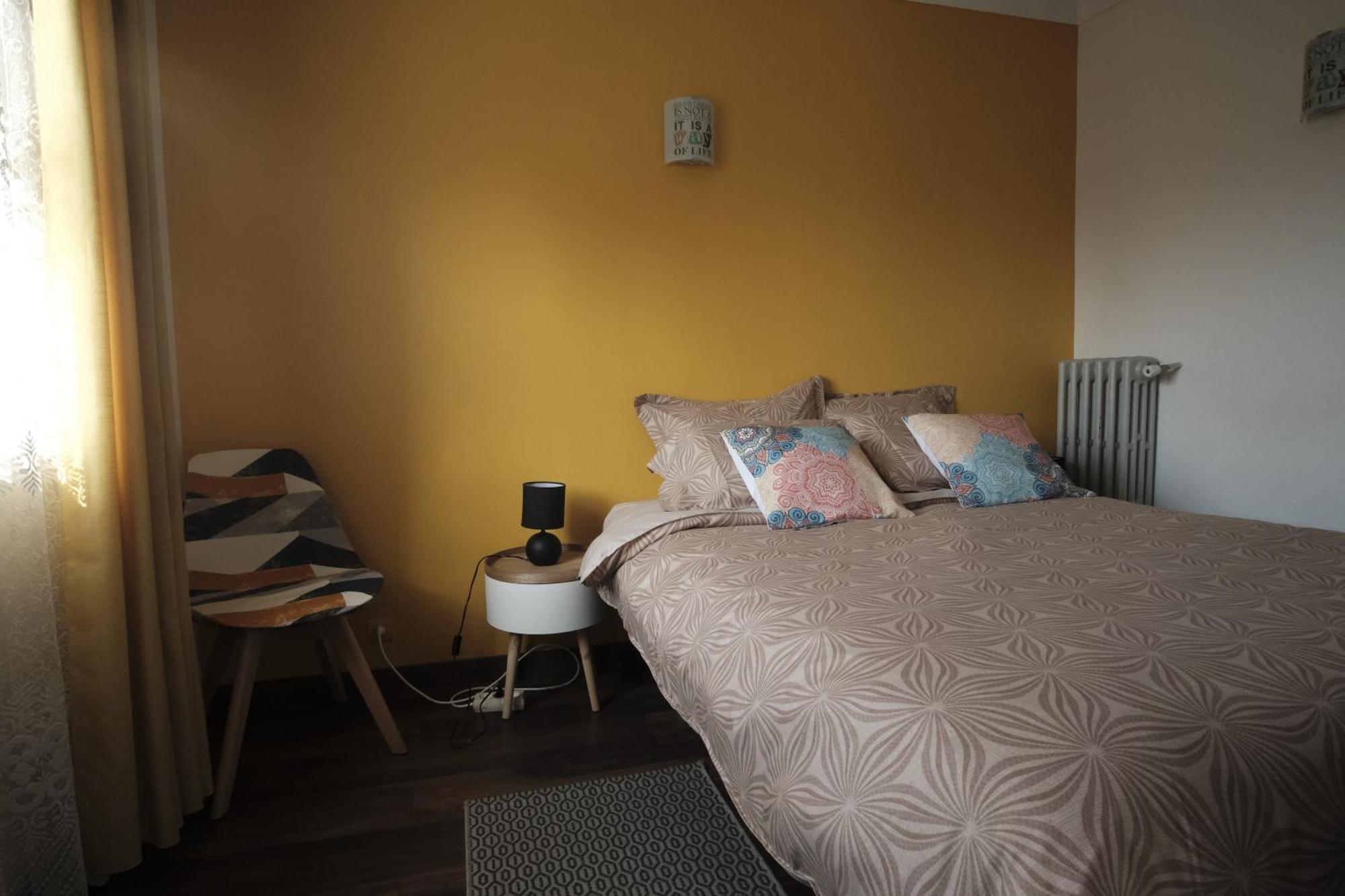 Charming Ac 2-bedroom Center Family, Couples Friendly Leilighet Antibes